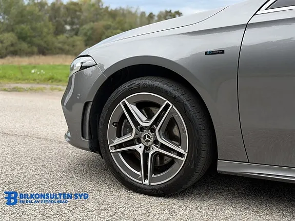Mercedes-Benz A250 E 2021 photo 5