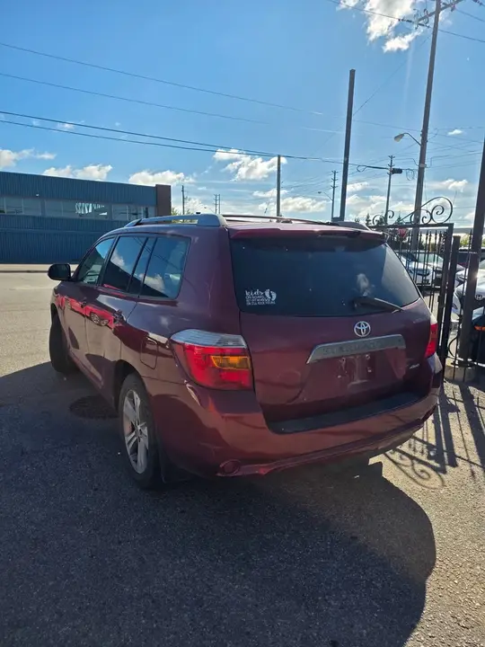Toyota Highlander 2010 photo 3