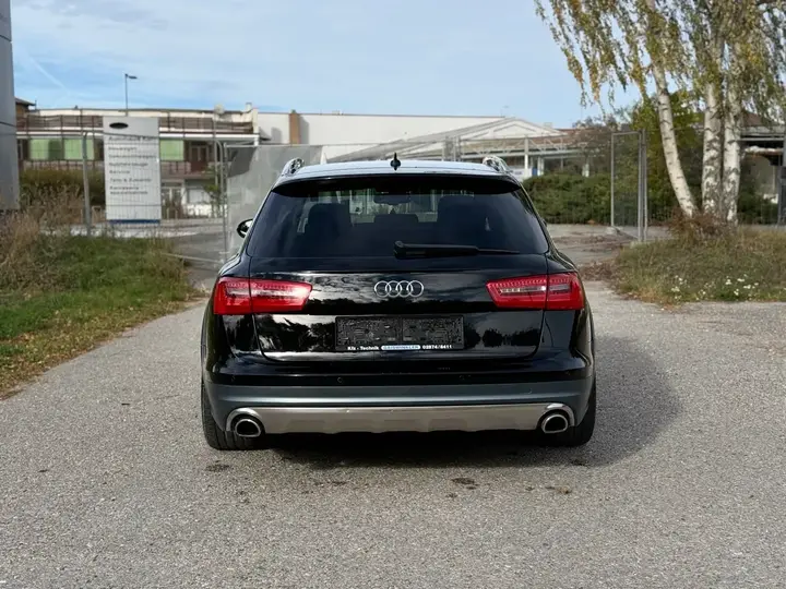 Audi A6 Allroad 2012 photo 2