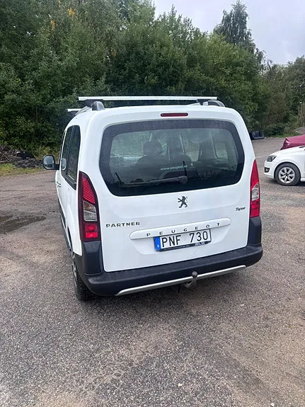 Peugeot Partner Tepee 2012 photo 4