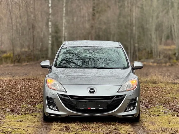 Mazda 3 2010 photo 3