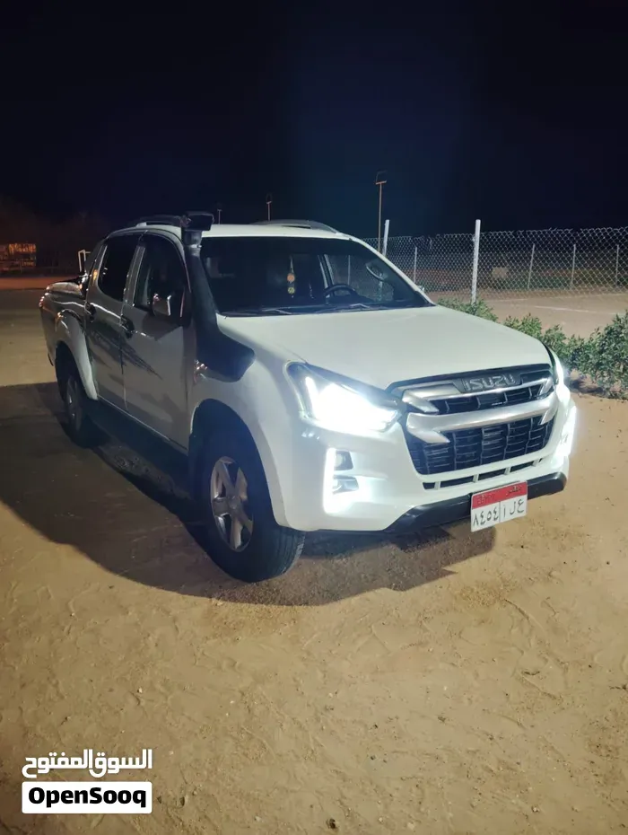 Isuzu D-Max 2023 photo 3