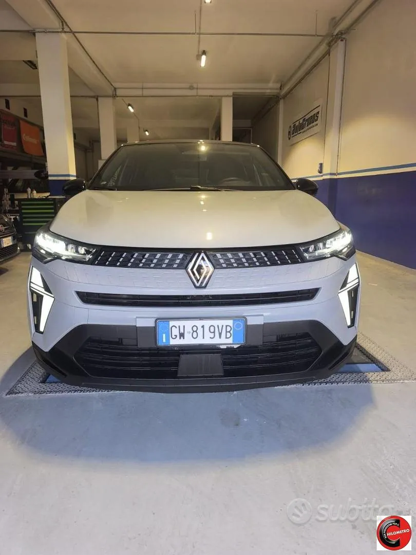 Renault Captur 2024 photo 2