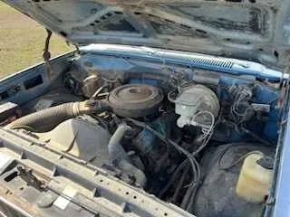 Chevrolet K10 1982 photo 2