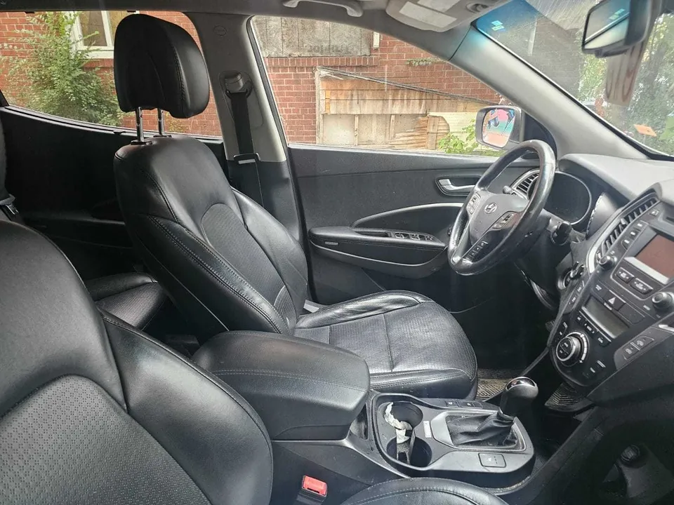 Hyundai Santa Fe 2014 photo 4