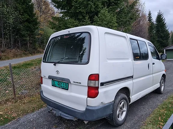 Toyota Hiace 2006 photo 3