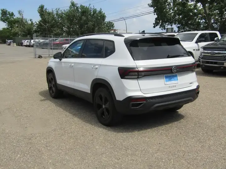 Volkswagen Taos 2025 photo 3
