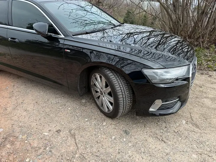 Audi A6 Avant 2022 photo 2