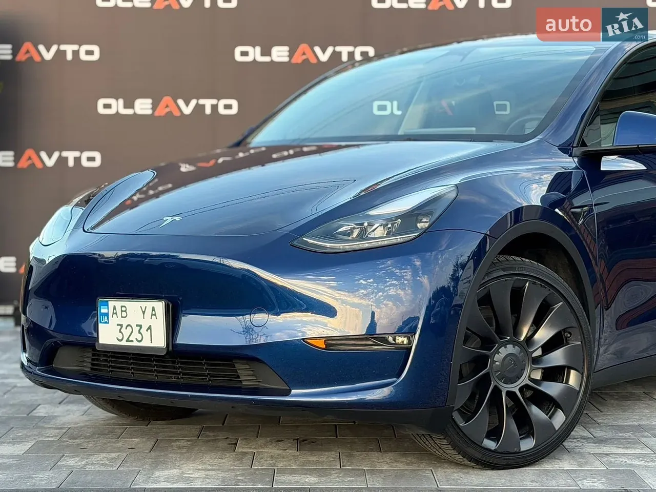 Tesla Model Y 2023 photo 4