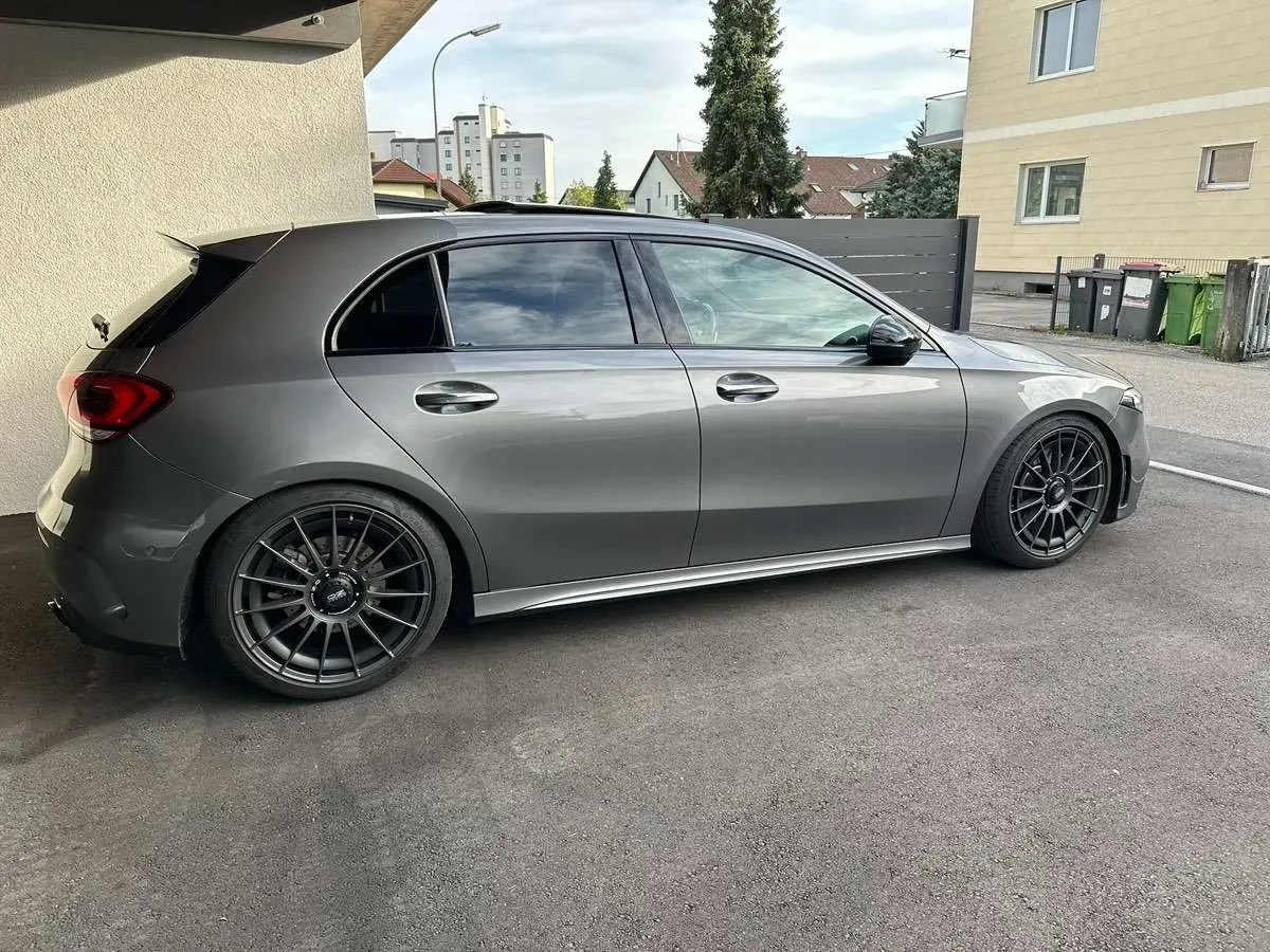 Mercedes-Benz A-Class 2018 photo 2