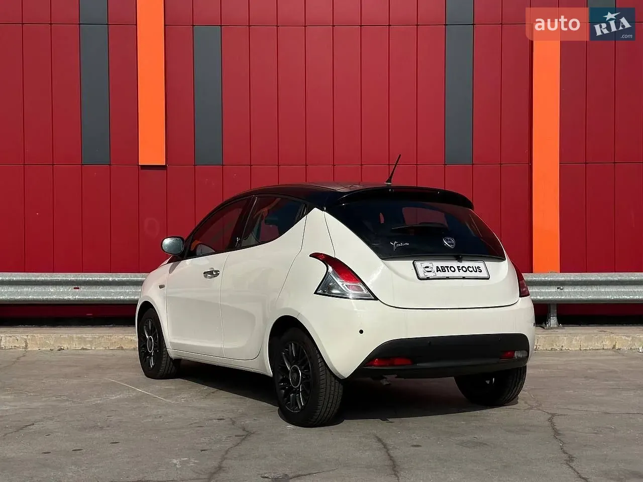 Lancia Ypsilon 2012 photo 5