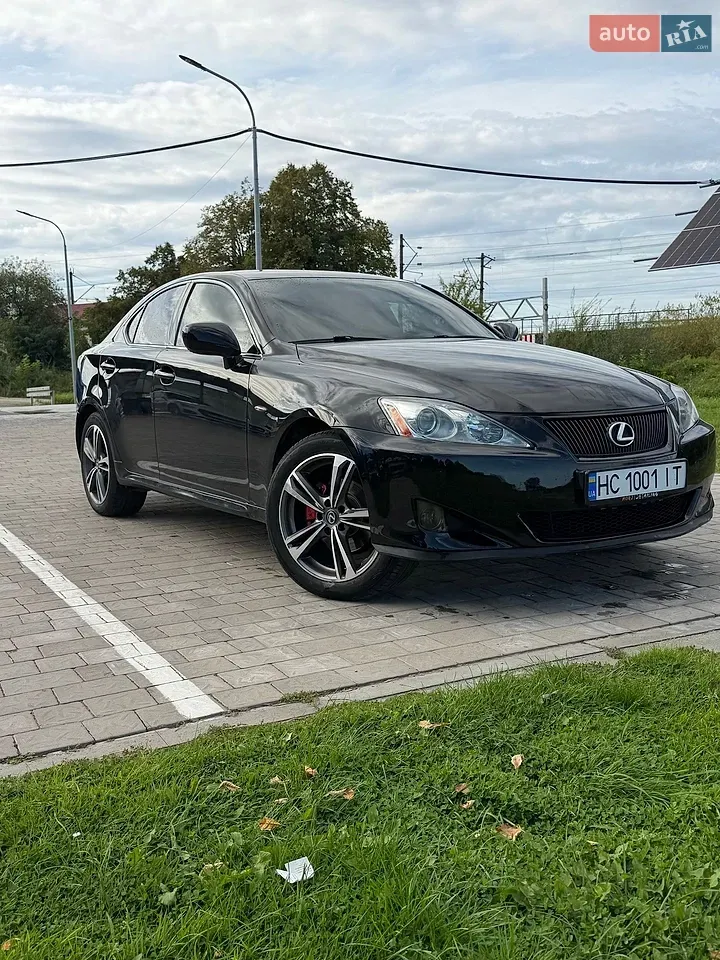 Lexus Is
