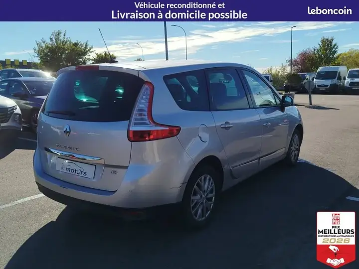Renault Grand Scenic 2015 photo 5