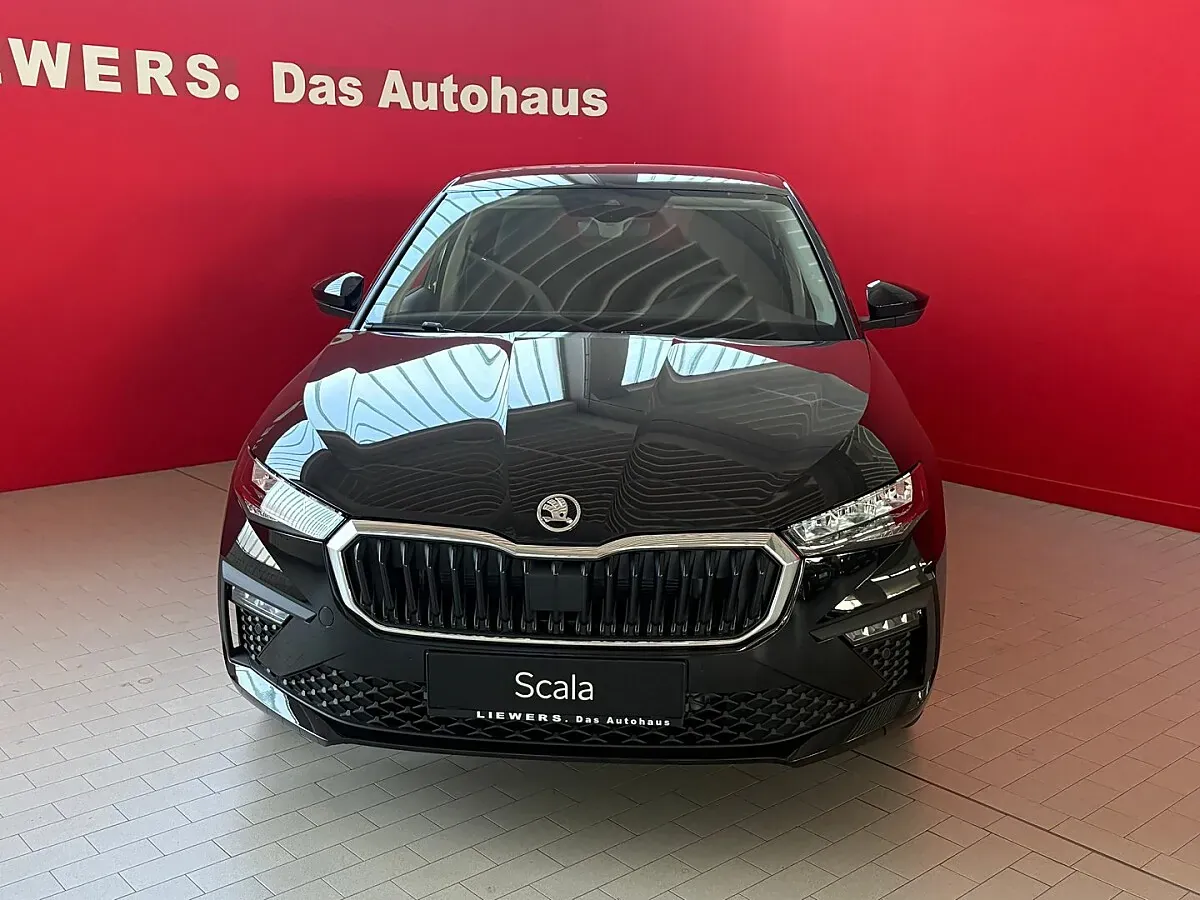 Skoda Scala 2026 photo 2