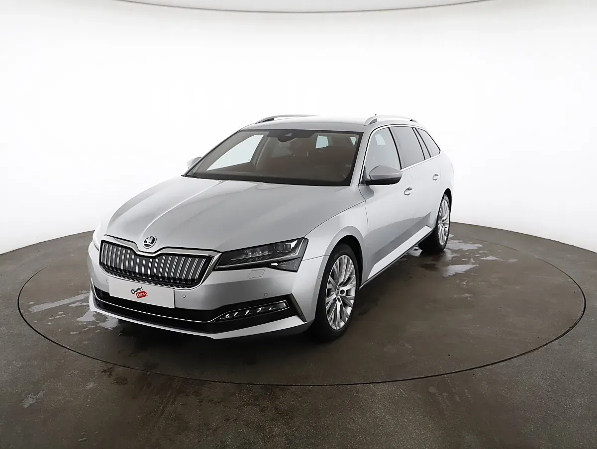 Skoda Superb 2022 photo 2