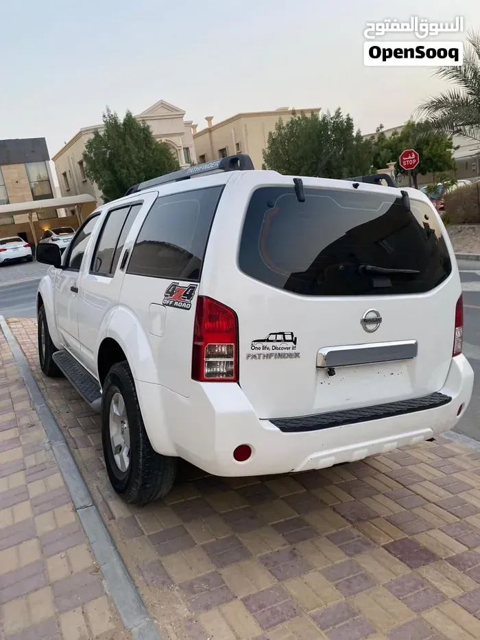 Nissan Pathfinder 2014 photo 2