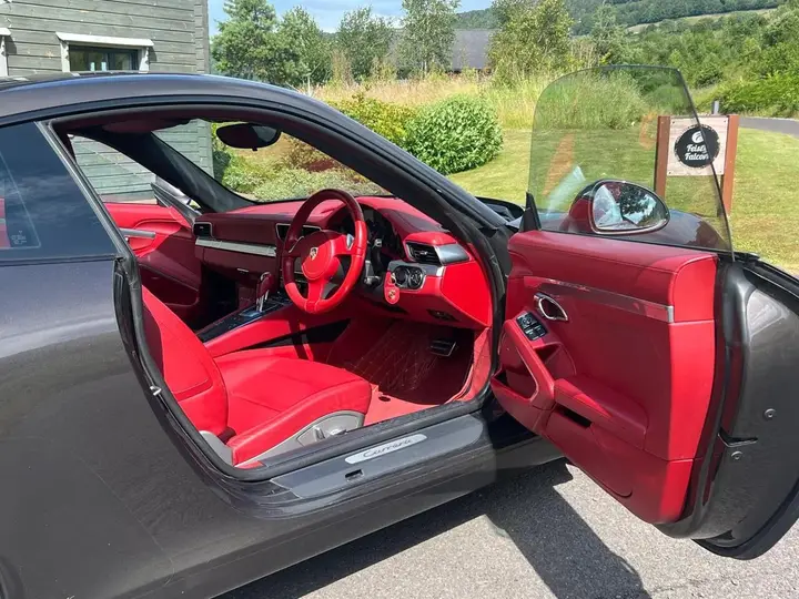 Porsche 911 2012 photo 3