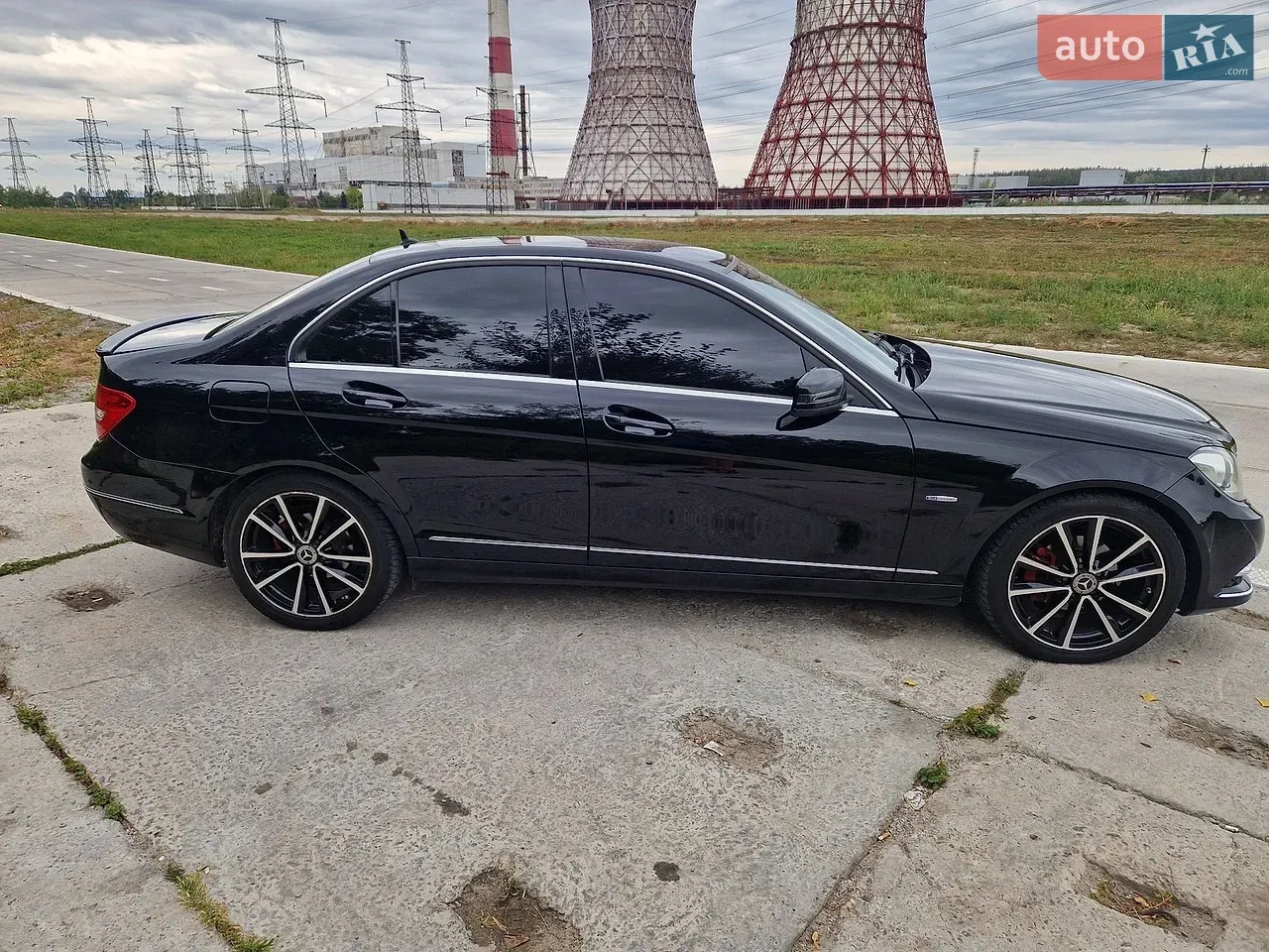 Mercedes-Benz C-Class 2011 photo 4