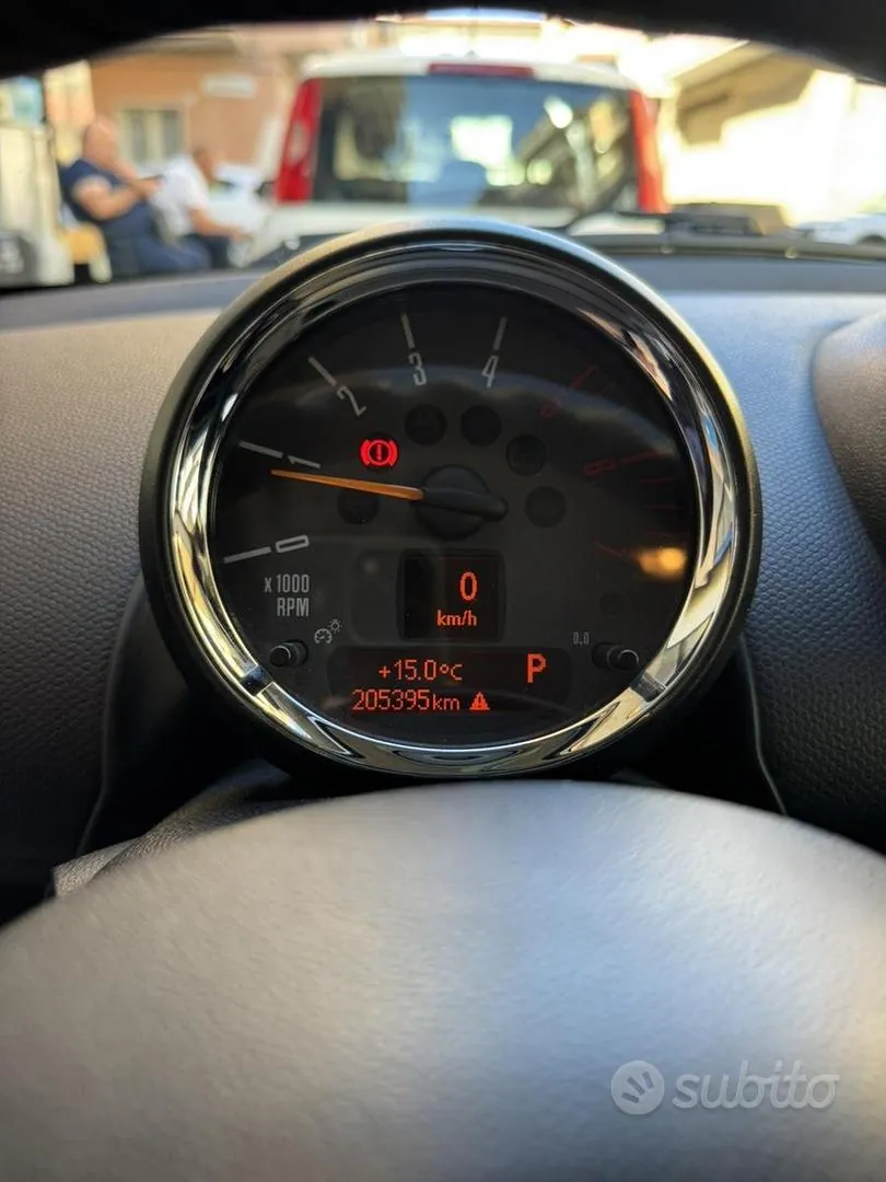 Mini Mini Countryman 2016 photo 2