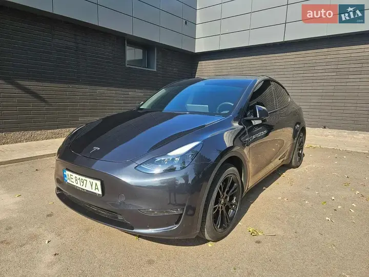 Tesla Model Y 2024 photo 5