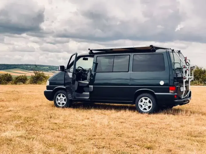 Volkswagen Multivan 2001 photo 2