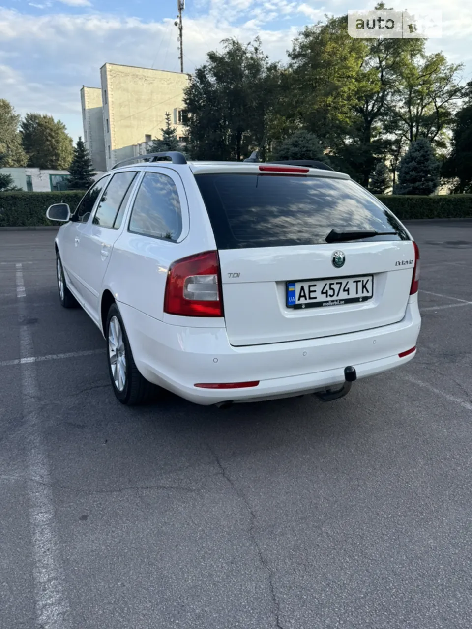 Skoda Octavia 2012 photo 3