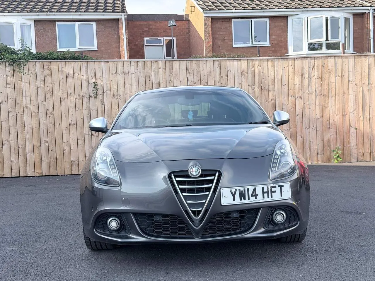 Alfa Romeo Giulietta 2014 photo 2