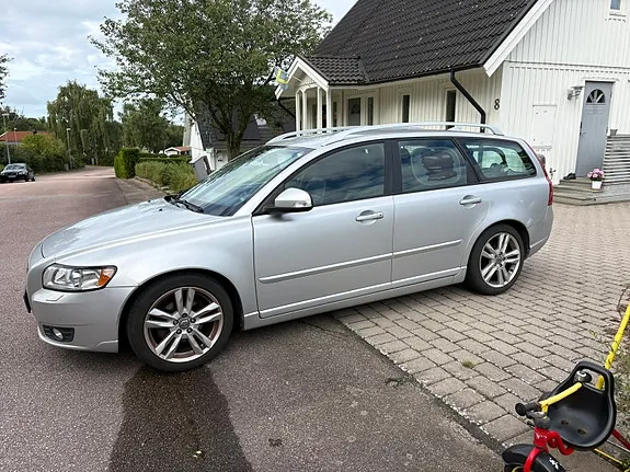 Volvo V50 2012 photo 4