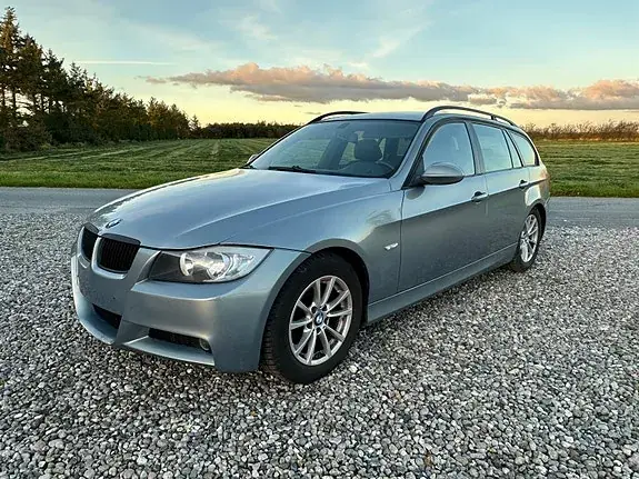 BMW 320I 2006 photo 3