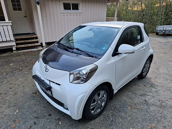 Toyota Iq 2009 photo 2