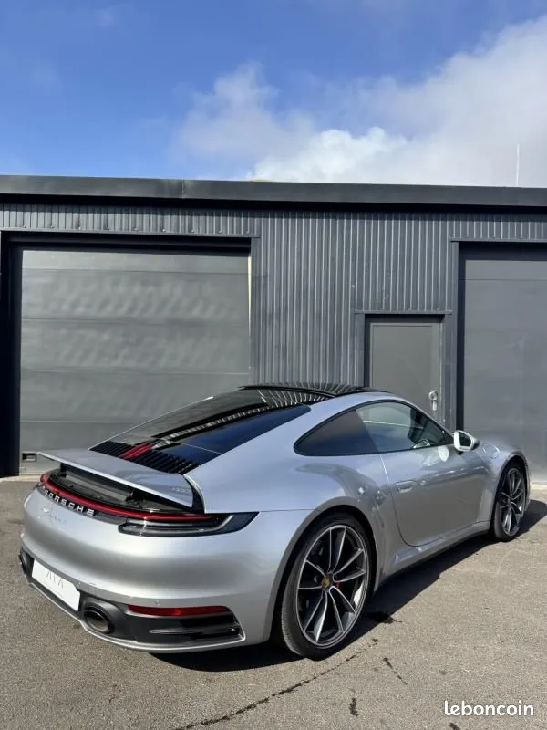 Porsche 911 2020 photo 3