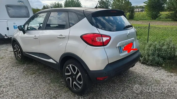 Renault Captur 2014 photo 2