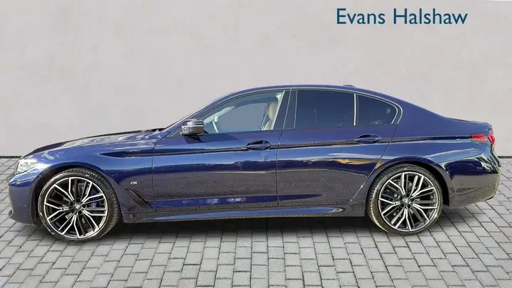 BMW 5 Series 2021 photo 3