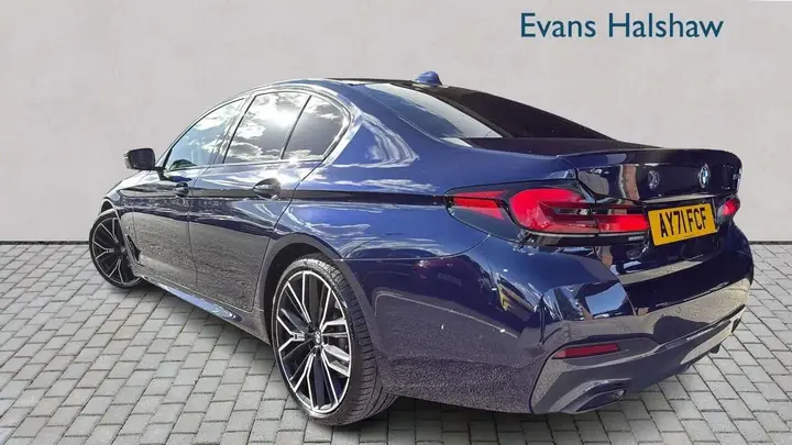 BMW 5 Series 2021 photo 2