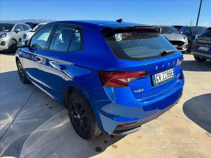 Skoda Fabia 2024 photo 4