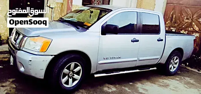 Nissan Titan 2009 photo 2