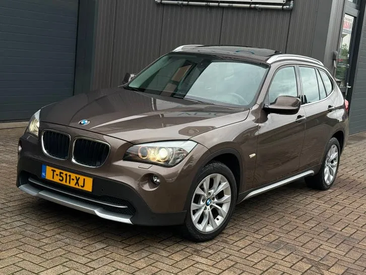 BMW X1 2012 photo 2