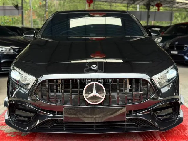 Mercedes-Benz A180