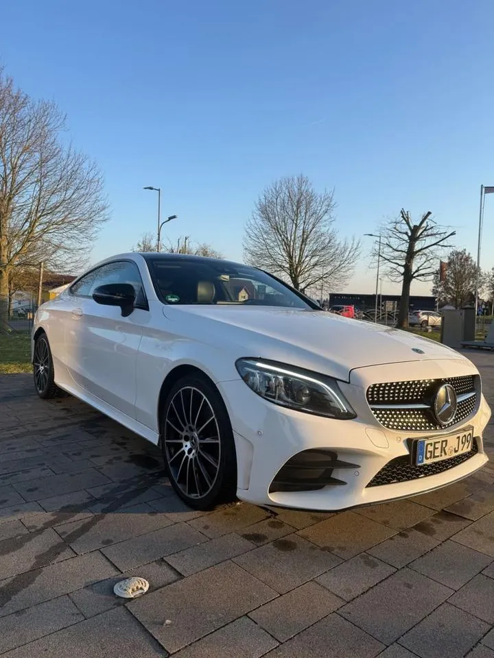 Mercedes-Benz C 400