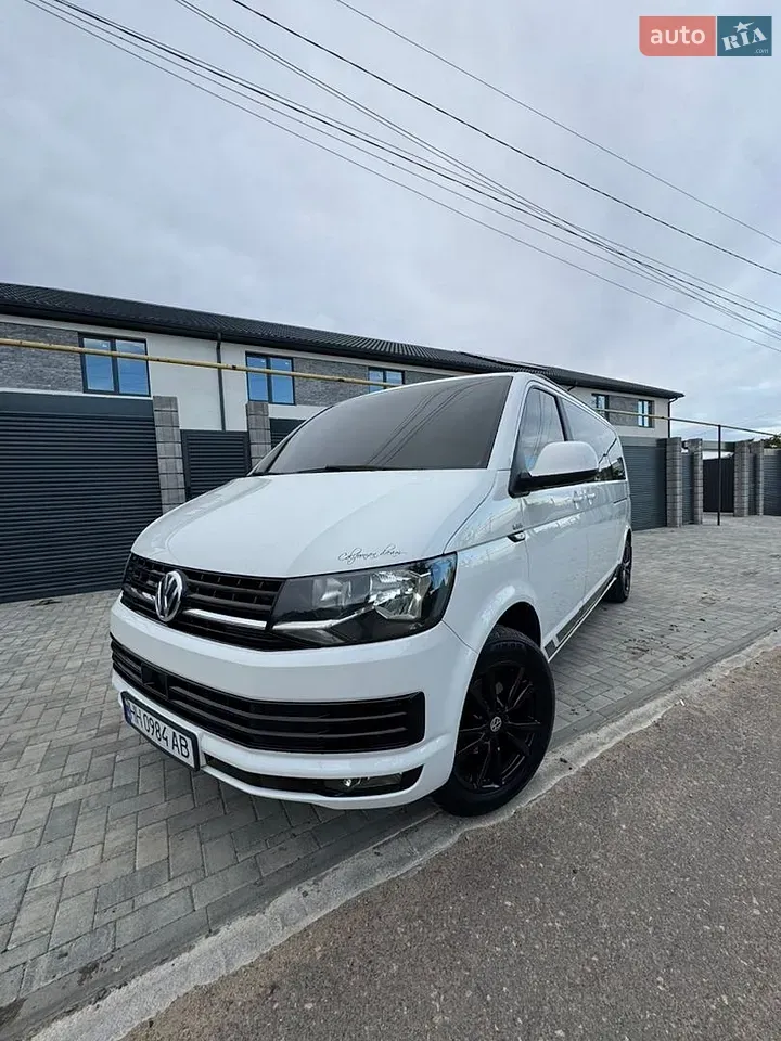 Volkswagen Transporter 2019 photo 3