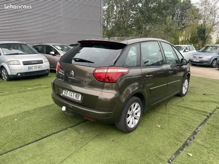 Citroen C4 Picasso 2011 photo 4