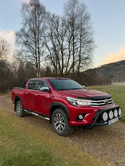Toyota Hilux 2016 photo 2