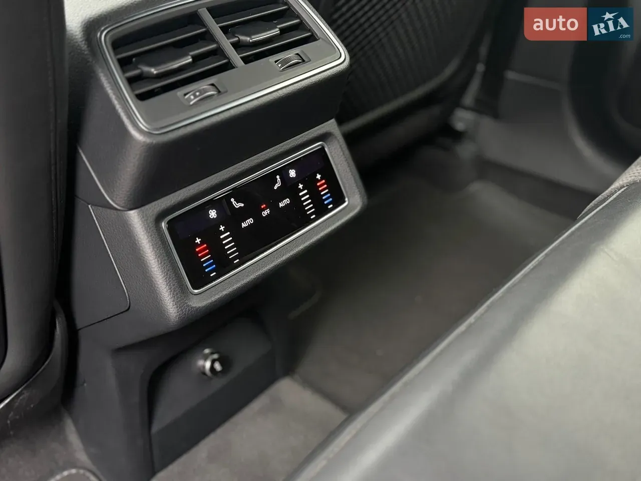 Audi E-Tron 2019 photo 3