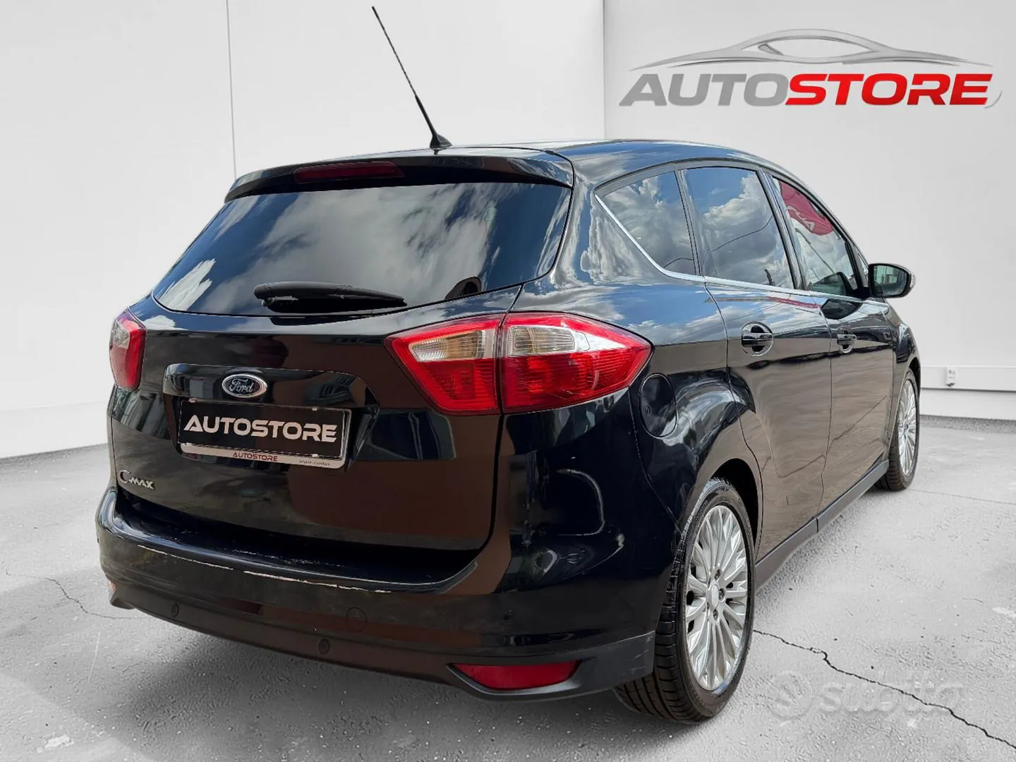 Ford C-Max 2010 photo 4