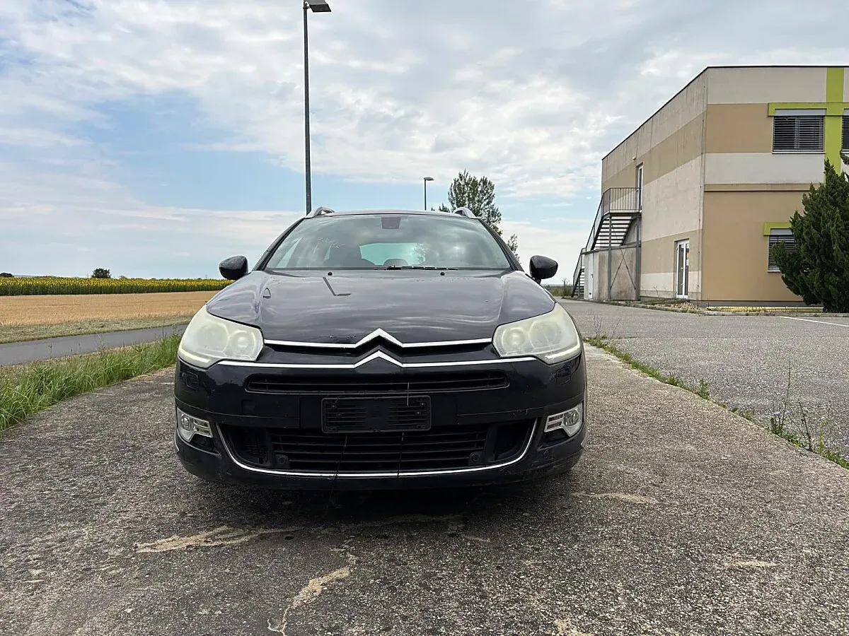 Citroen C5 Tourer 2011 photo 2