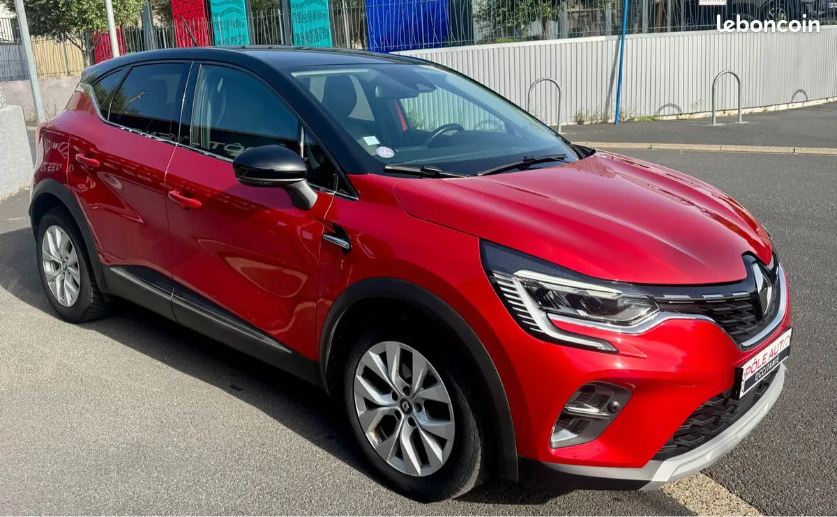 Renault Captur 2021 photo 2