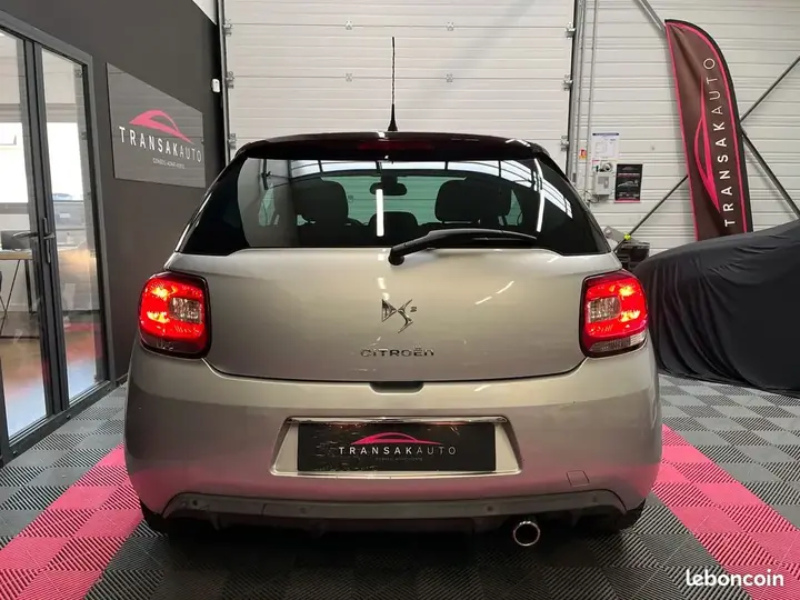 DS Automobiles Ds3 2011 photo 4
