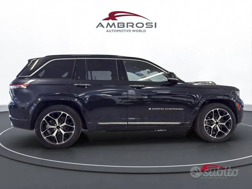 Jeep Grand Cherokee Summit 2026 photo 5