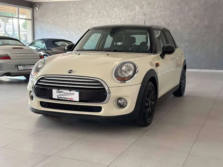 Mini Cooper 2015 photo 2