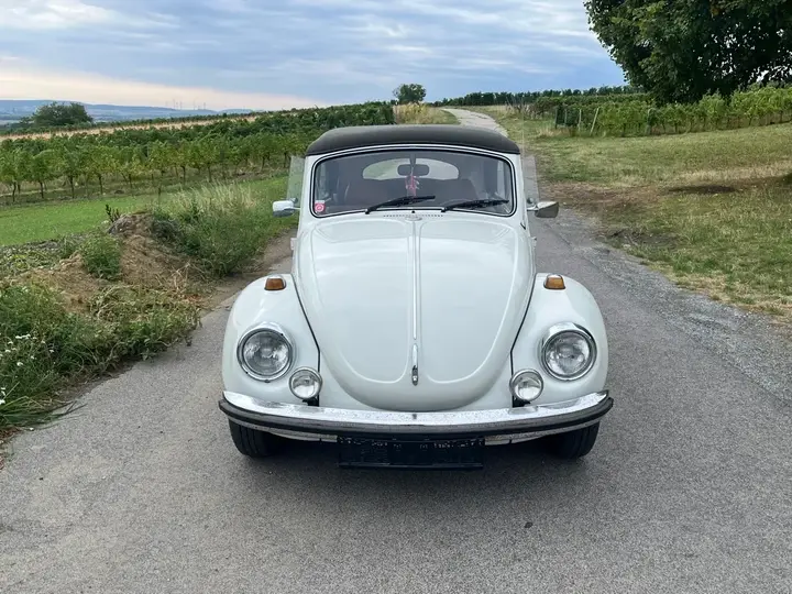 Volkswagen Käfer 1972 photo 2